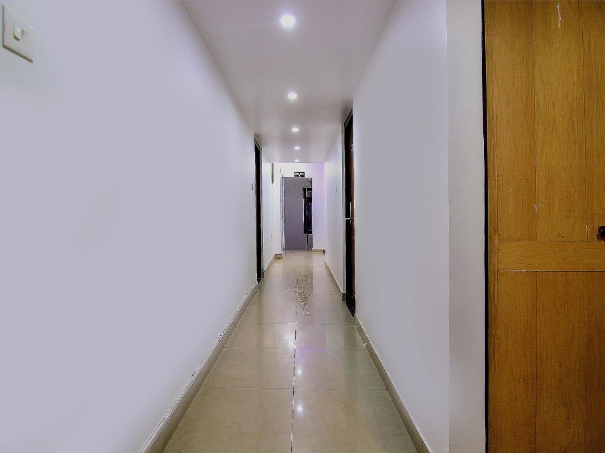 Oyo Flagship 4434 Earth Inn Lucknow Exterior foto