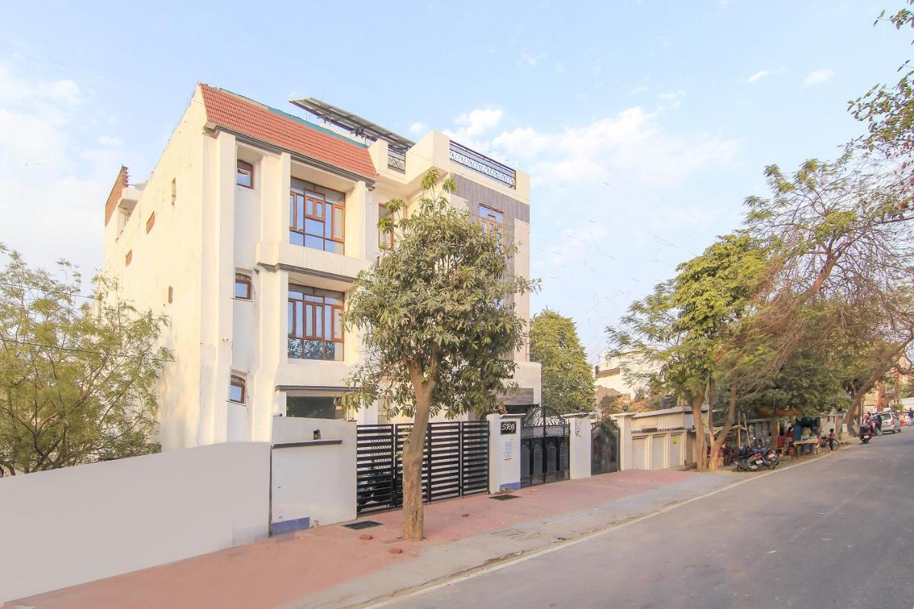 Oyo Flagship 4434 Earth Inn Lucknow Exterior foto