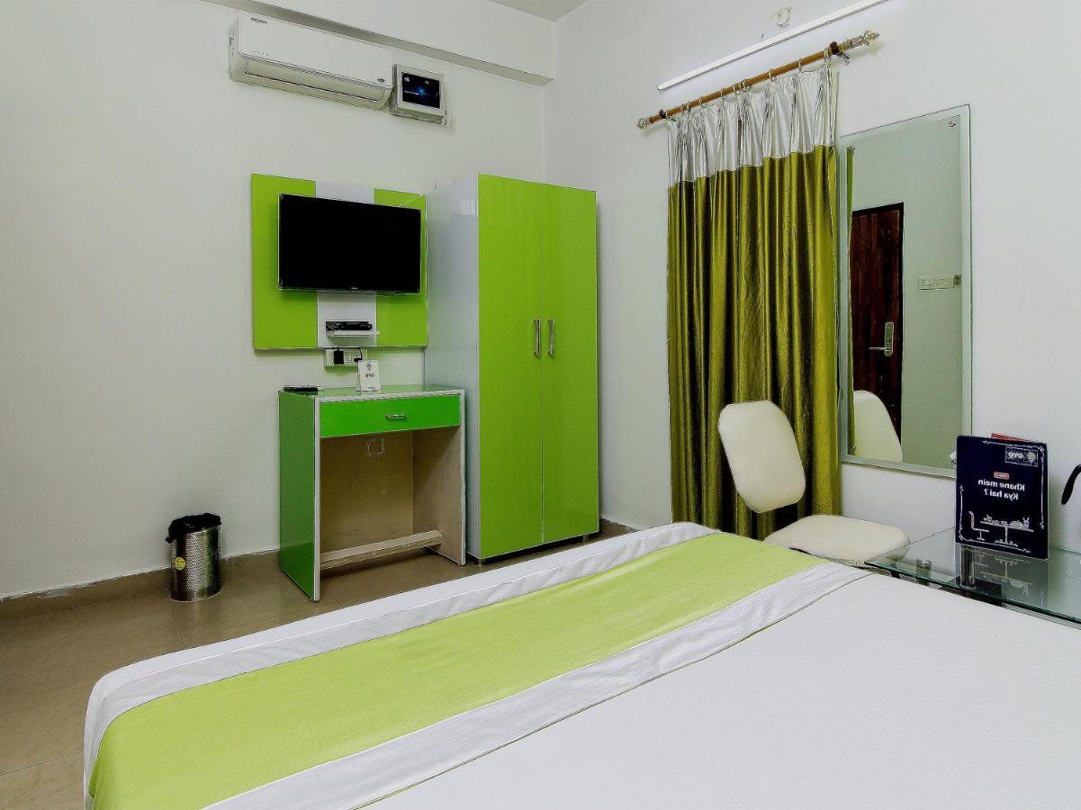 Oyo Flagship 4434 Earth Inn Lucknow Exterior foto